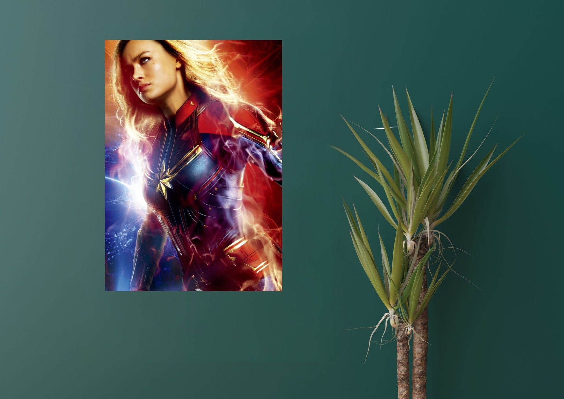 Captain Marvel Metal Tablo – Efsanevi Kahramanlar Seninle! Levhane.com